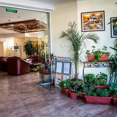 Hotel Bariakov Family